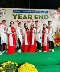 Thuê áo dài cách tân đương đại