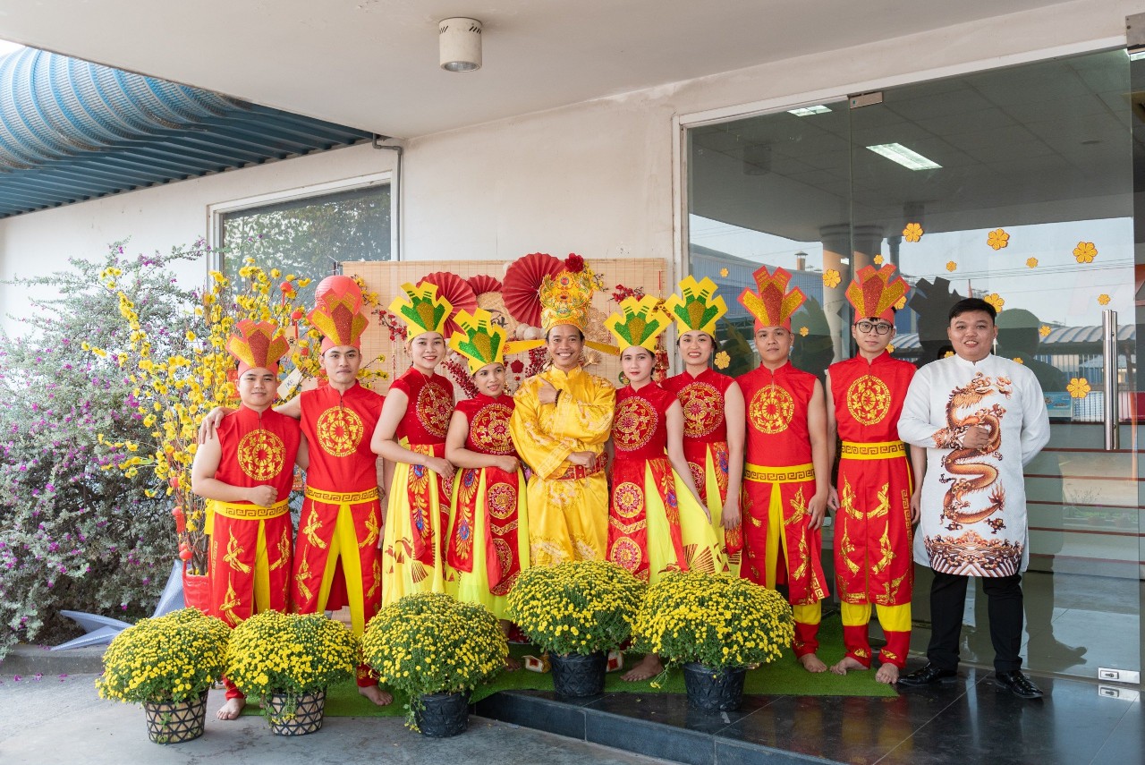 Thuê trang phục múa Âu Lạc