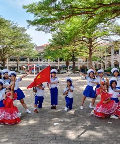 Trang phục Hải quân trẻ em